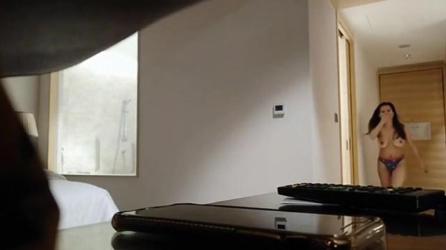 Horny wife Watching Waiter Dare Cock Nude – Viral Xxvideo